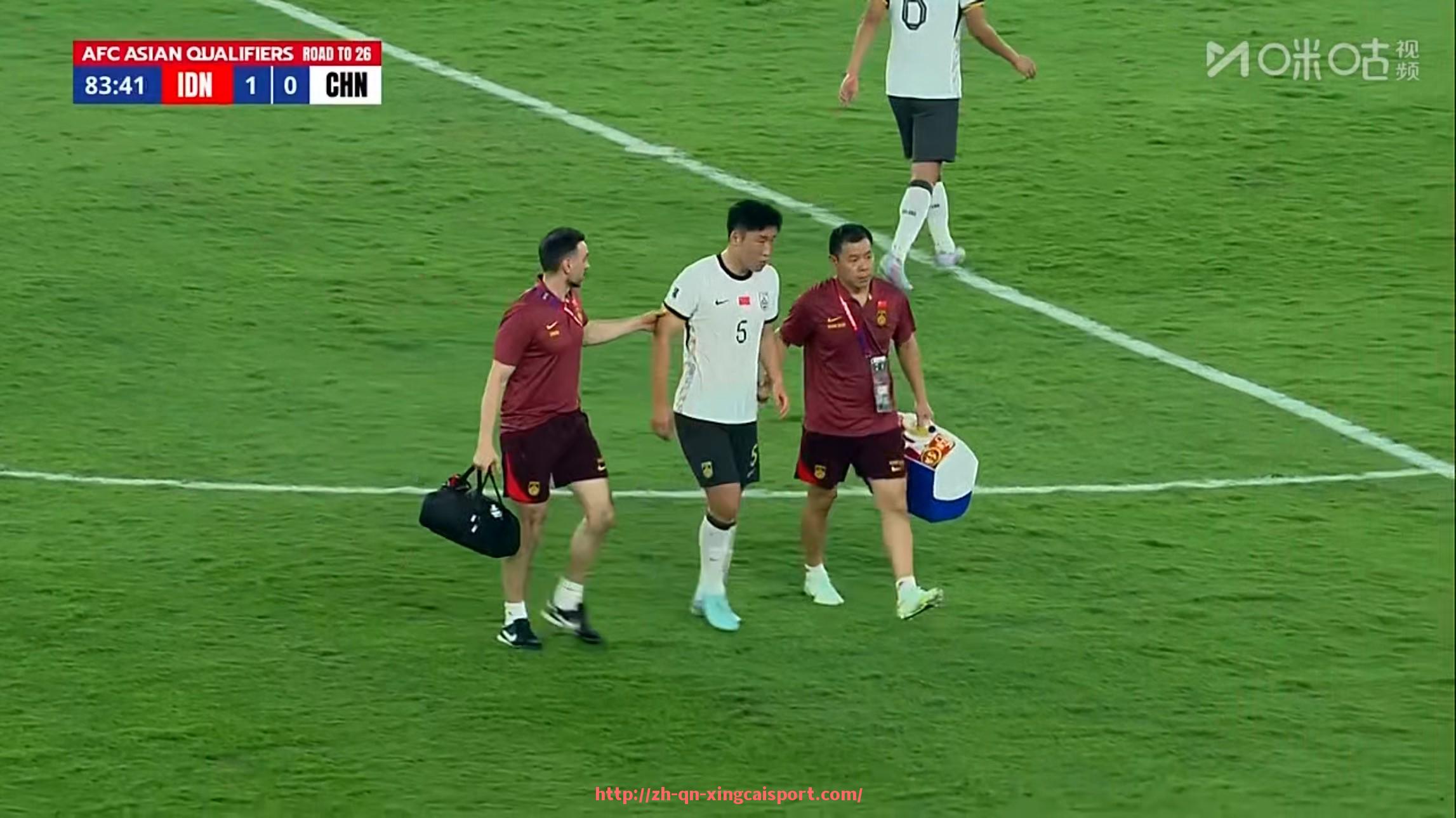 杏彩体育-世俱杯替补席电子战术设备使用规范与合规限制